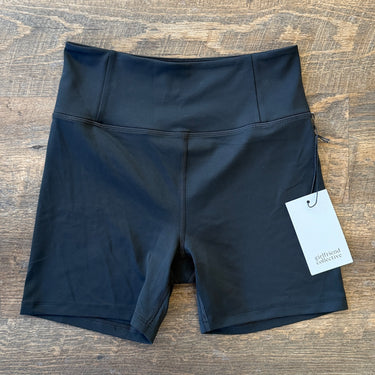 Girlfriend Collective NWT Ultralight Run Shorts in Black, Medium