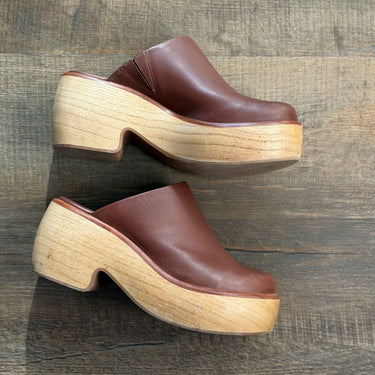 Everlane Cognac Platform Clogs - as is, 7