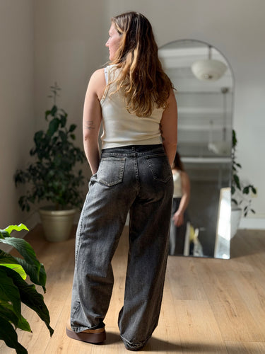 Dissh Washed Black Pleated Jeans, US 4
