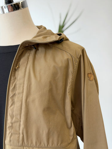 Fjall Raven Abisko Lite Jacket in Khaki, Men's XLarge