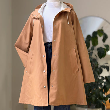 Stutterheim Long Swing Raincoat in Fawn, Small