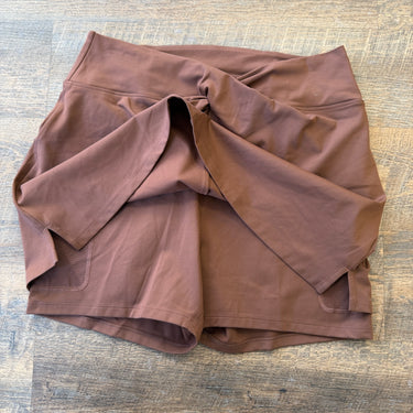 Girlfriend Collective Sport Skort in Brown, XLarge