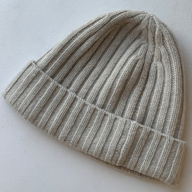 Everlane Gray Rib Cashmere Beanie