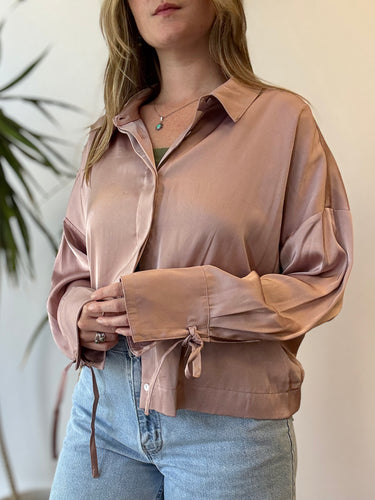 Parker NWT Satiny Blush Crop Blouse, Large