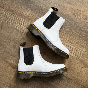 Dr Marten Chelsea Boots in White NEW, 7