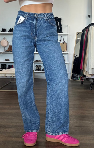 Reformation Med Wash Val 90s Mid Rise Jeans, 27