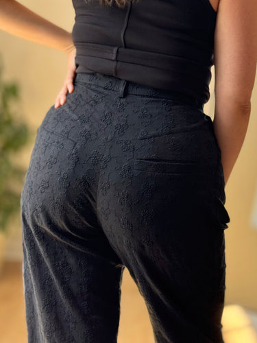 Naya Rea Tania Embroidered Trousers Black Pants NWT Retail $395, XLarge