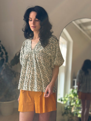 Mirth Green Floral Belem Top, Small