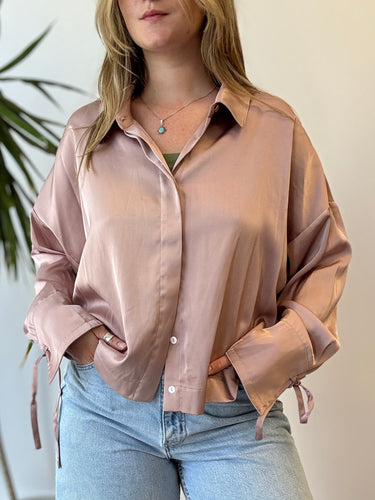 Parker NWT Satiny Blush Crop Blouse, Large