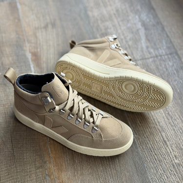 Veja V-15 High Tops, 7