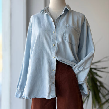 Sezane Max Shirt in Very Light Denim, 40/8