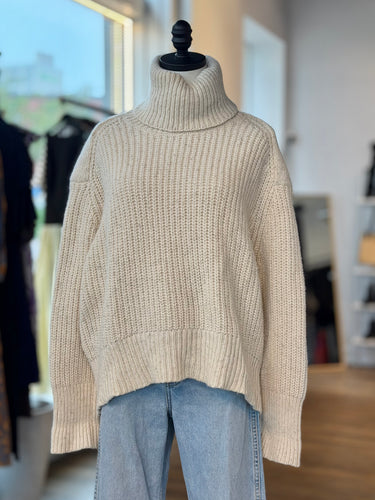 Remain Cream Knit Turtleneck Sweater, Small