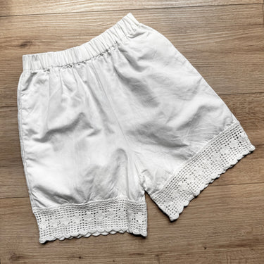Caron Callahan White Crochet Hem Shorts, XSmall
