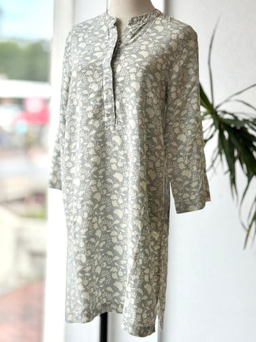 Faherty Faded Floral Collarless Shirt Dress, Medium