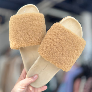 Jenni Kayne Fuzzy Slides, 38