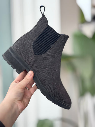 Rothys Charcoal Knit Boots, 7