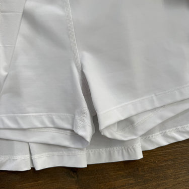 Beyond Yoga White Tennis Skirt , Medium