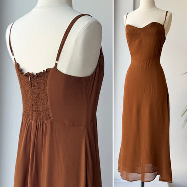 Ali Golden Georgette Brown Midi Dress, Large