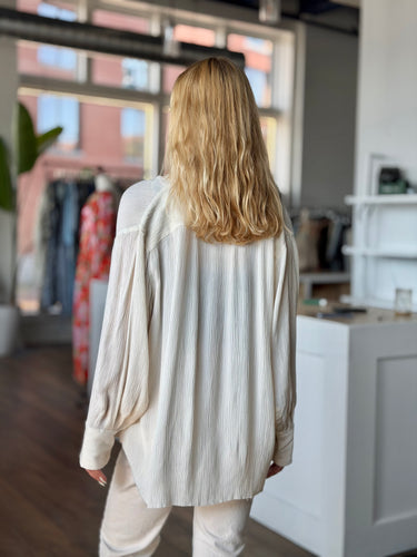 La Ligne Plisse Cream Button Up, Large