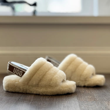UGG NEW Fluffy Yeah Slides, 39
